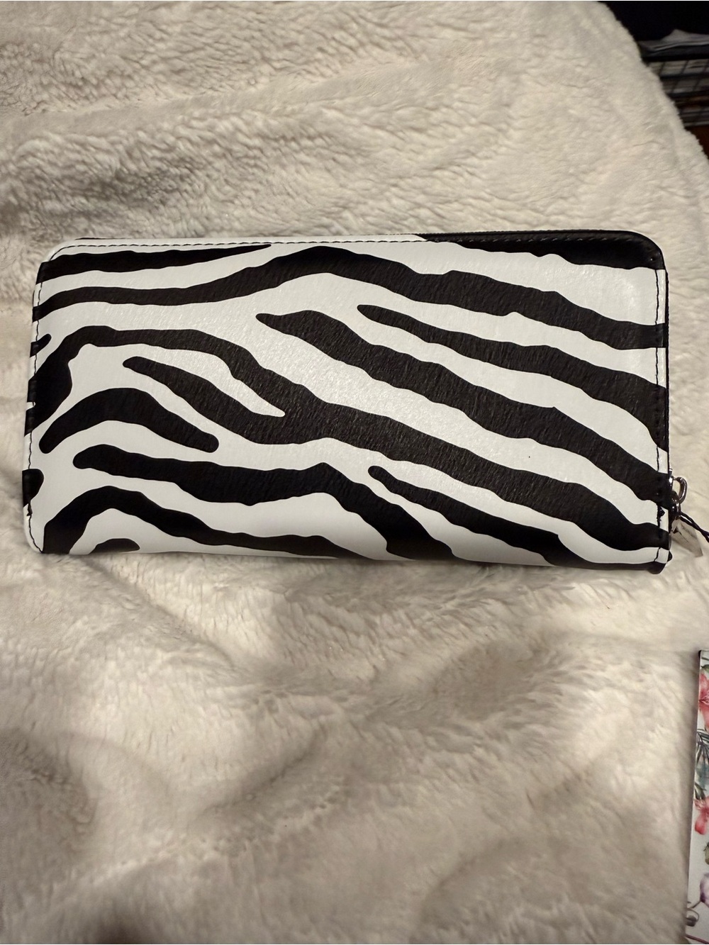 New Brentano Zebra Print Zip Continental Wallet - Black & White
